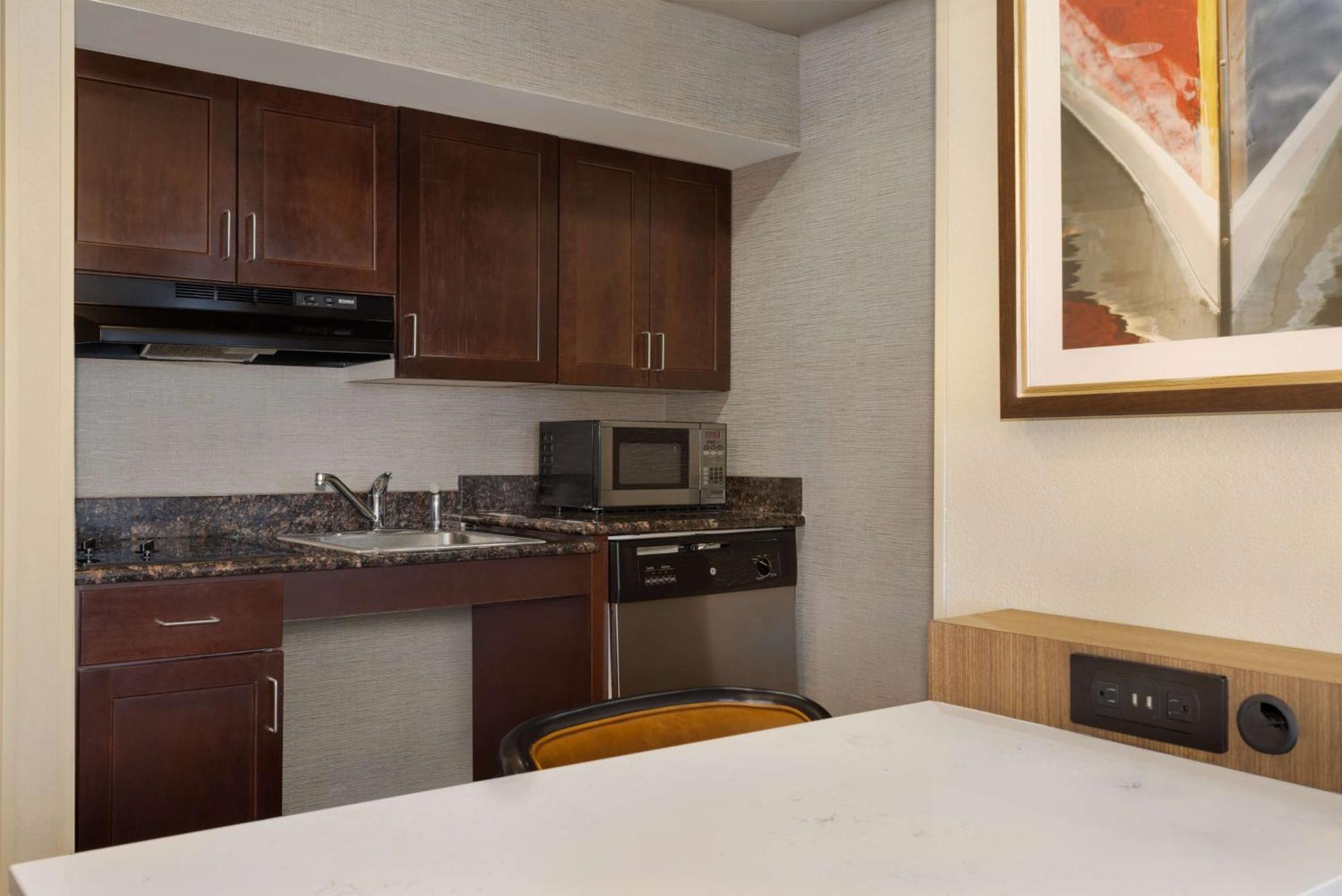 Homewood Suites Фредериксберг Экстерьер фото